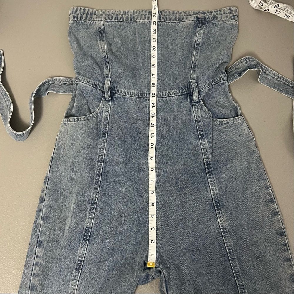 Kendall & Kylie Denim Strapless Jumpsuit Size Tie Large Belt Cropped Leg - Picture 12 of 13